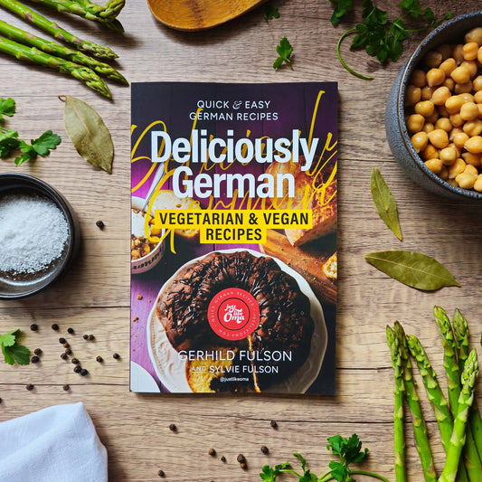 Deliciously German Vegetarian & Vegan Recipes - Paperback