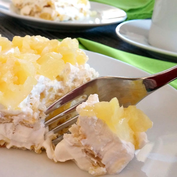 Pineapple Icebox Cake (Ananas-Kühlschrank Dessert)