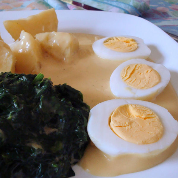 Helgrid's Eggs with Mustard Sauce