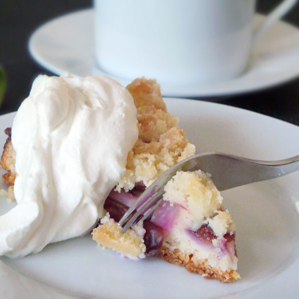 Oma's Plum Cake Recipe ~ Pflaumenkuchen with Streusel
