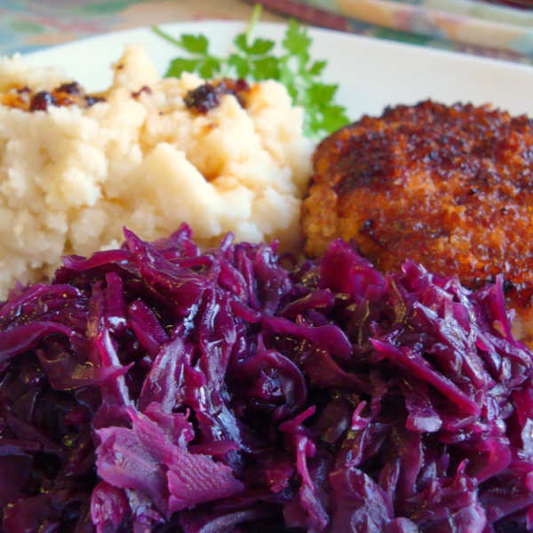 Oma's German Red Cabbage