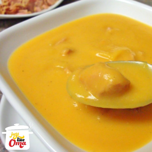 Oma's Slow Cooker Split Pea Soup