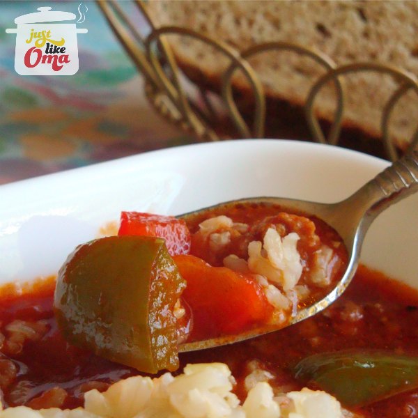 Oma's (Un)Stuffed Green Pepper Soup