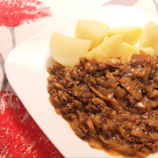 Oma's One-Pot Unstuffed Cabbage Roll Casserole