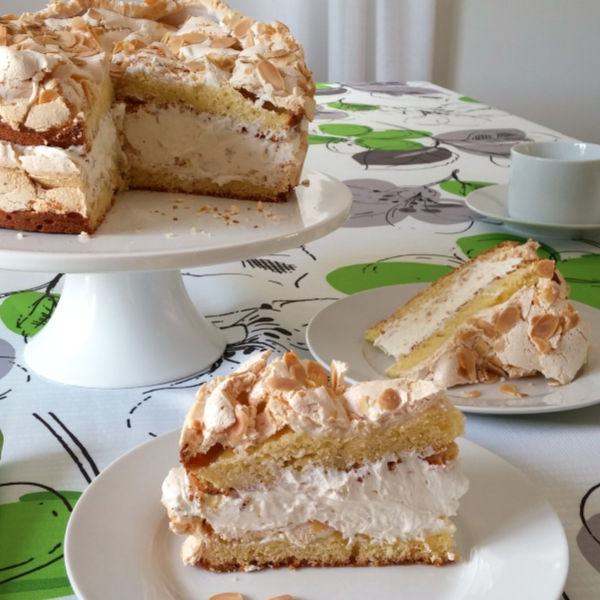 Lightning Cake (Blitz Torte)