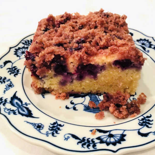Blueberry Cake with Streusel: Ann's Blaubeerkuchen mit Streusel